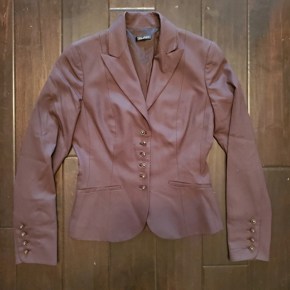 Vintage Tahari Brown Blazer w/ specialty buttons